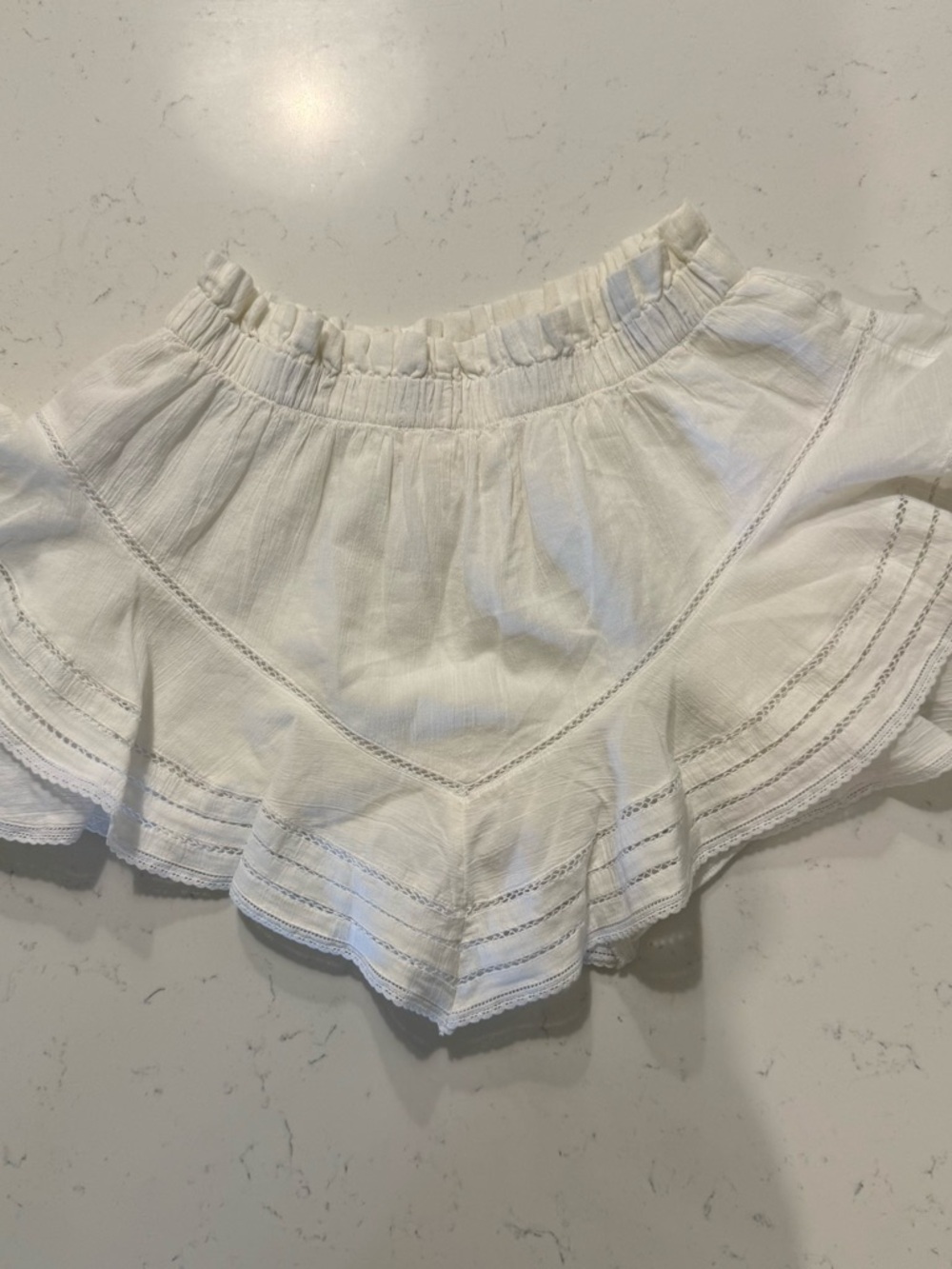 Aerie White Flowy Ruffle Shorts Small Petite Boho Lounge Summer - Picture 2 of 7